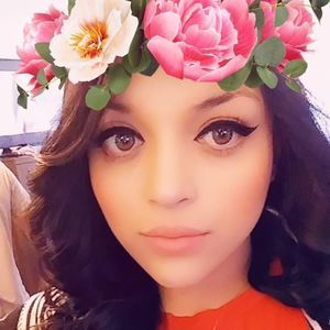 Meet your Posher, Gabriela